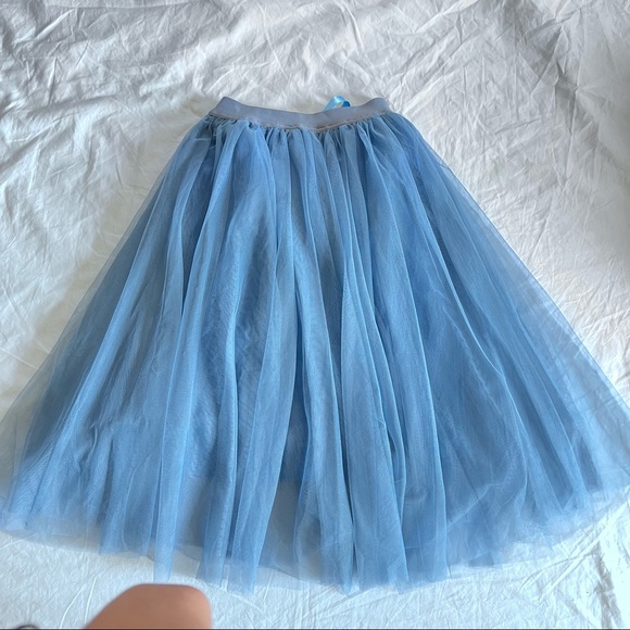 Baby blue mesh maxi flowy ballerina tutu skirt with lace ribbon - Picture 3 of 6